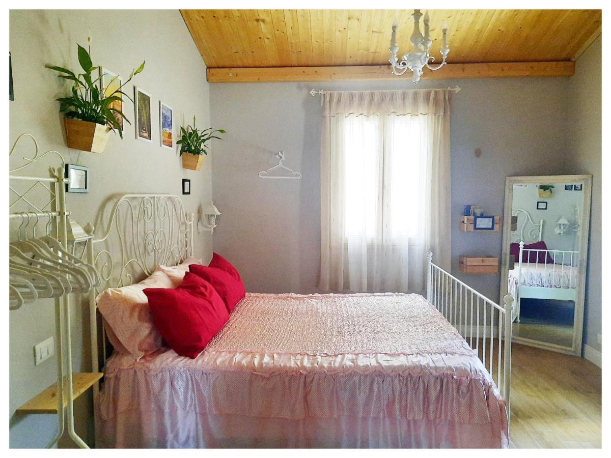 Trecasali La Casina Bed & Breakfast エクステリア 写真