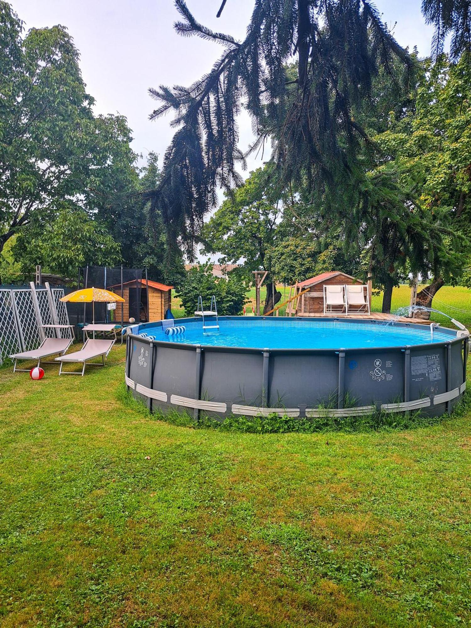 Trecasali La Casina Bed & Breakfast エクステリア 写真